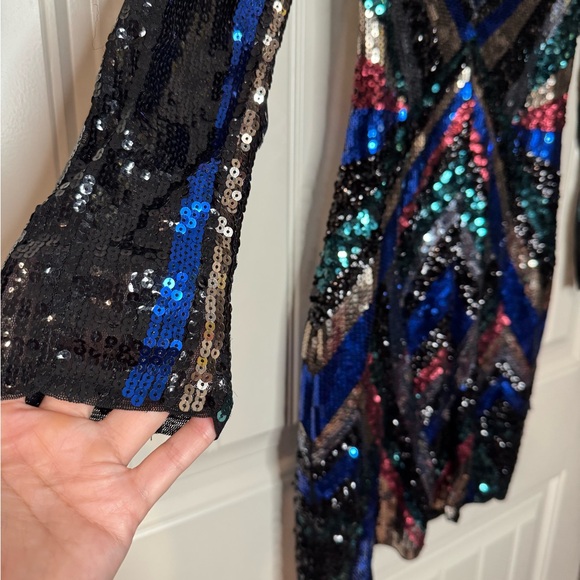 EXPRESS 🖤💙 Multicolor Sequins Mini Dress, Long Sleeves (small) - Picture 5 of 11